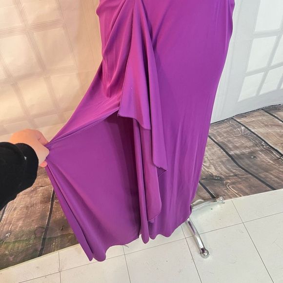 Bcbgmaxazria hedi dark orchid front slit gown size small - Picture 7 of 14
